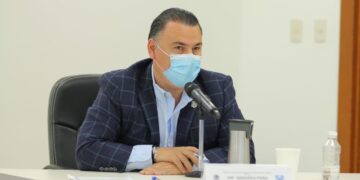 Gerardo Peña Flores, en lareunión donde la Comisión de Finanzas apronbo 63 mil Mdp de presupuesto al Gobierno del Estado