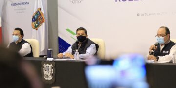 El gobernador de Tamaulipas dijo que la entidad buscará comprar sus propias vacunas contra el Covid-19