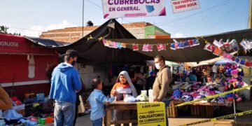 Disminuyen ventas y aglomeraciones en tianguis de Victoria