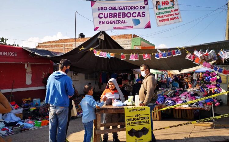 Disminuyen ventas y aglomeraciones en tianguis de Victoria