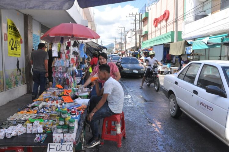 Creció comercio informal en Victoria en cierre del 2020