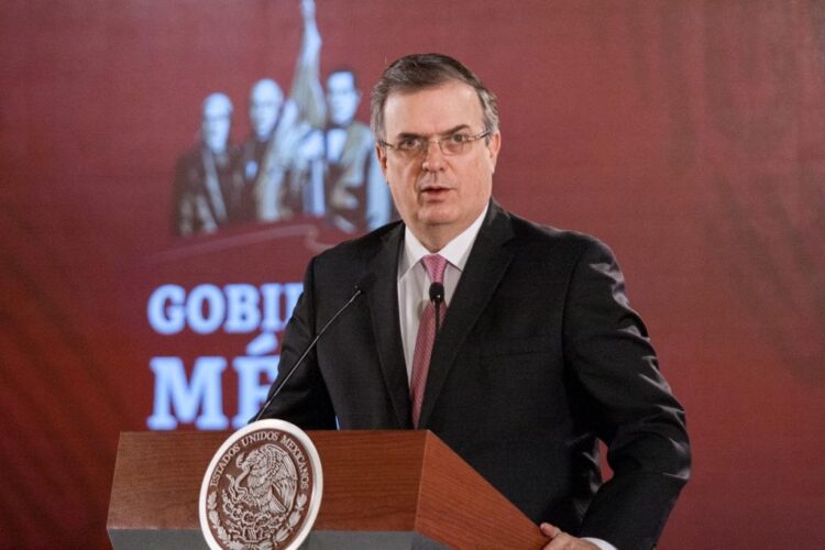 Dos veces dió Marcelo Ebrard negativo al Covid-19