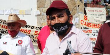 Protestan contra José Ramón Gómez Leal