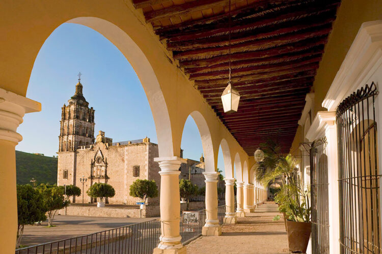 Álamos, sorprende por su arquitectura