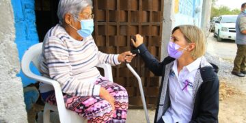 En el Día Internacional de la Mujer atiende Pilar necesidades de la población 