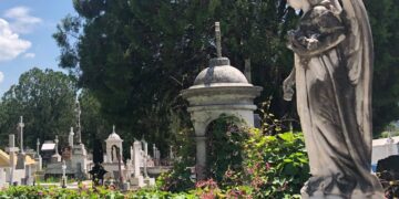 urge agilizar proyecto de nuevo Panteón