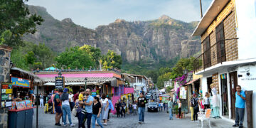 Firman convenio de colaboración la Secretaría de Turismo y el Fonart
