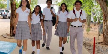 Agua en las escuelas: condición para regreso a clases, afirman