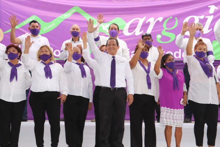 Arrancó campaña Marggid con el respaldo de miles de victorenses