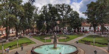 Pátzcuaro, donde se conjunta la vida moderna con tradiciones de los pueblos