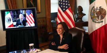Harris insta a López Obrador a “combatir juntos la violencia y la corrupción” en Centroamérica