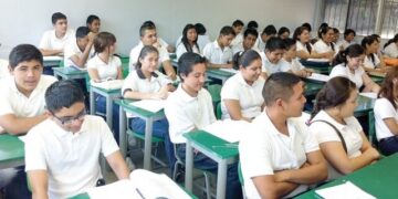 Buscan evitar bajas entre alumnos de preparatoria en Tamaulipas