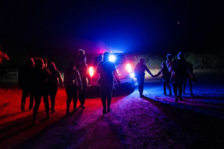Las detenciones de mexicanos en la frontera de EE UU alcanzan sus niveles más altos en tres años