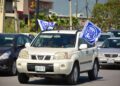 Realizan caravana de autos en apoyo a Cabeza de Vaca