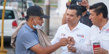Unirán esfuerzos  empleados de  Comapa Victoria  con Lalo Gattás