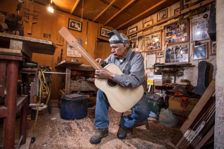 Paracho de Verduzco, capital mundial de la guitarra