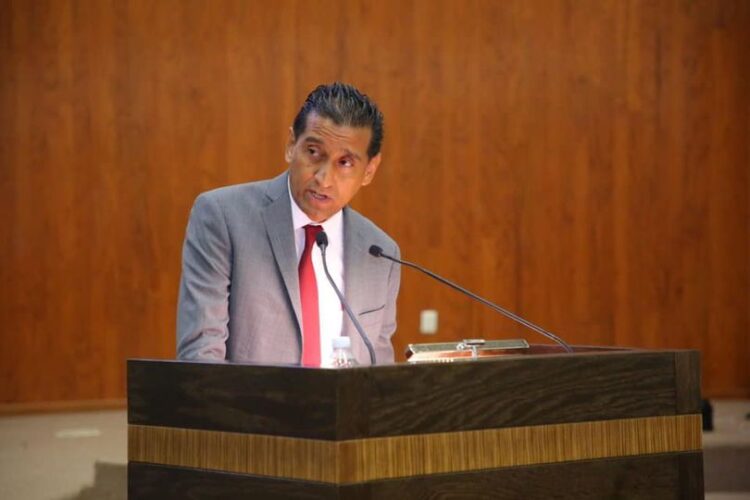 Hay lagunas jurídicas en desafuero de Cabeza de Vaca, dice diputado de MORENA