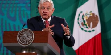 Urge AMLO a EU a suspender subsidio a Mexicanos contra la Corrupción