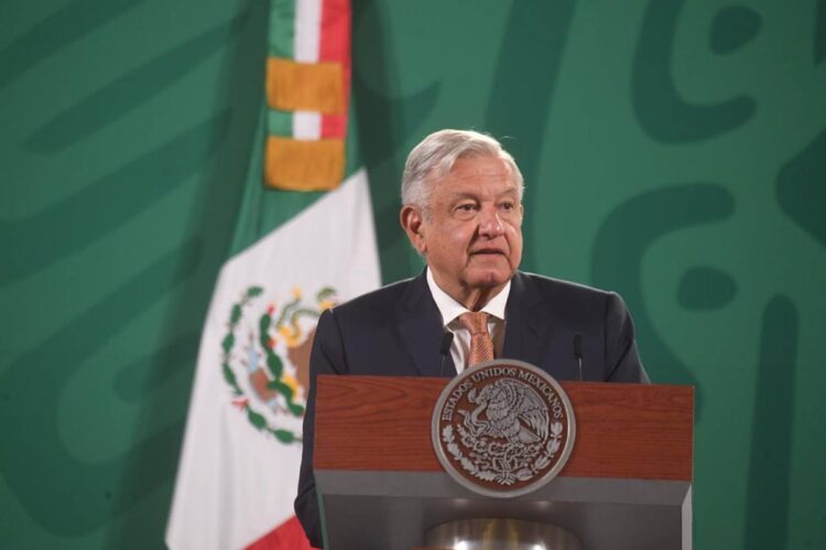 AMLO presentará una sección semanal para exhibir «fake news»