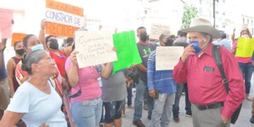 «Líder» exige documentos para tramitar 900 credenciales de elector en Tamaulipas