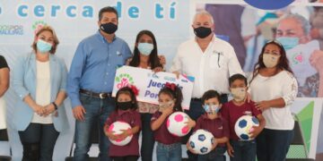Toman mensaje de Cabeza de Vaca como «destape» a César Verástegui