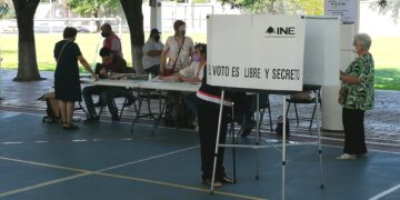 Terminan votaciones, inicia conteo de votos