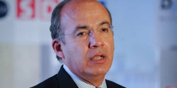 Calderón agradece a AMLO deseos de recuperación por tener COVID-19