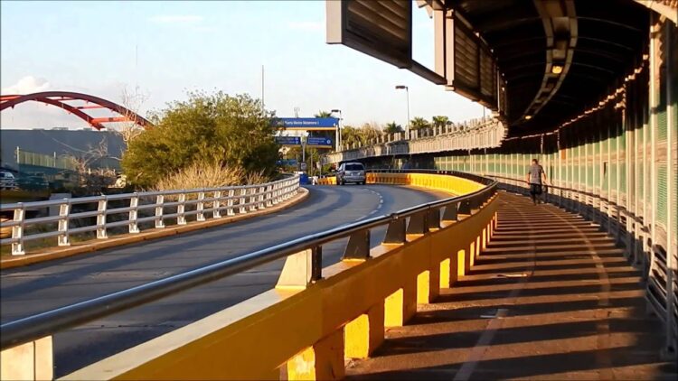 México busca acordar con Estados Unidos reapertura total de frontera común