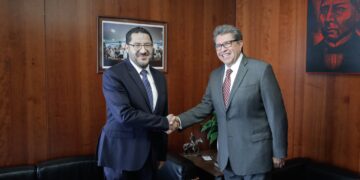 Advierte Ricardo Monreal que será candidato por MORENA o por otro partido
