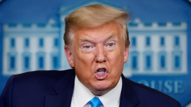 Demandará Donald Trump a Facebook, Google y Twitter