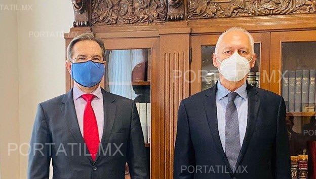 Esteban Moctezuma anuncia posible reapertura de fronteras entre México y EU