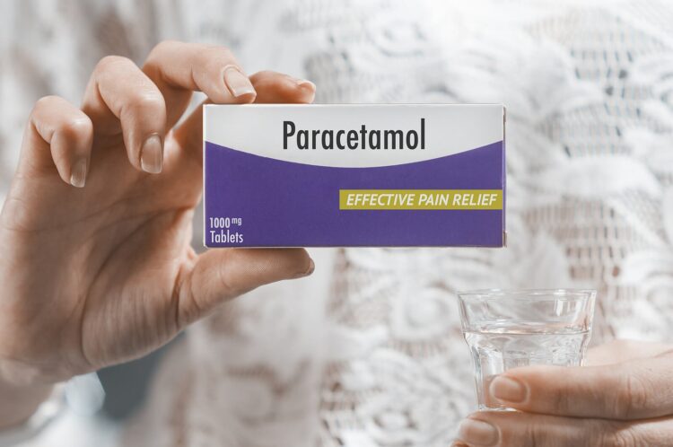 Se “acaban”al INSABI en redes por compra de Paracetamol en la India