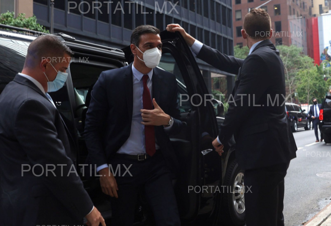 Multan en Nueva York a Pedro Sánchez, jefe del Gobierno Español