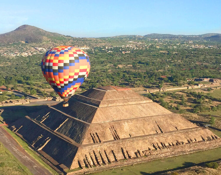Visita San Juan Teotihuacán y San Martín de las Pirámides