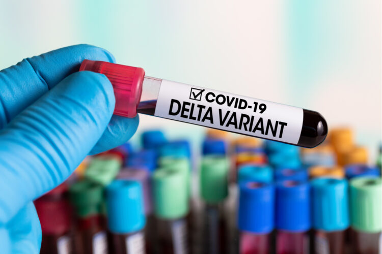 Variante Delta, tan contagiosa como la varicela, advierte EU
