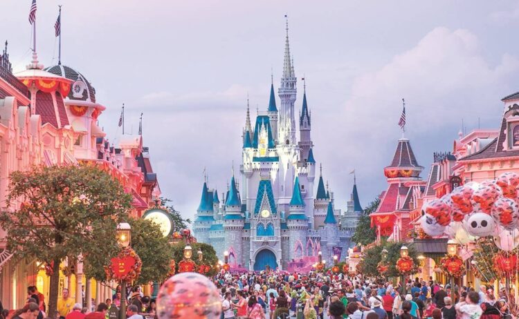 Dan cadena perpetua a policía que robó y mató para pagar viaje a Disney