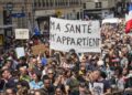 Macron sigue firme con restricciones sanitarias en Francia