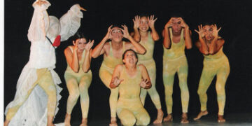 El Grupo Espejos Taller de Pantomima lleva el arte en silencio por las calles de Tamaulipas