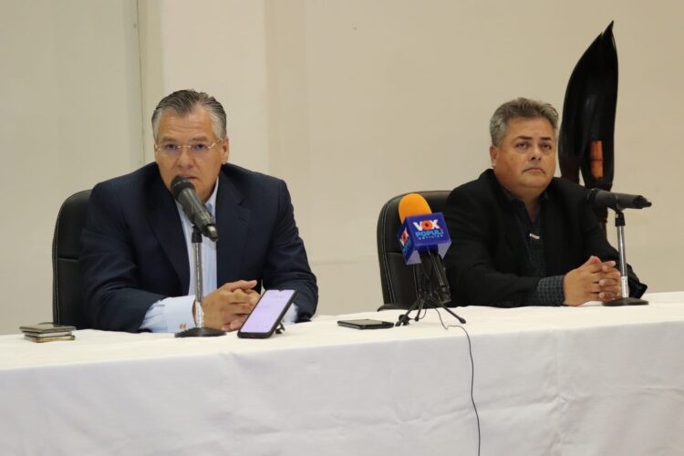 Diputados locales renuncian a MORENA y se pasan al PAN