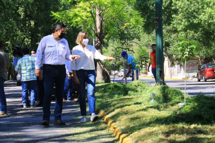 Supervisa Pilar Gómez limpieza en vialidades