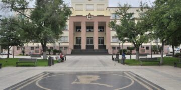 Hará Cabeza de Vaca cambios en su gabinete estatal
