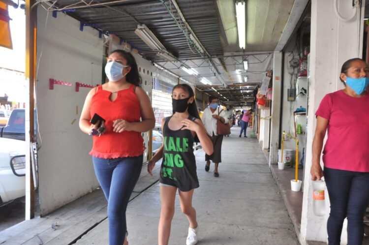 Clases a distancia dejan pocas ventas en la capital de Tamaulipas
