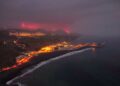Llega al mar la lava del volcán de La Palma