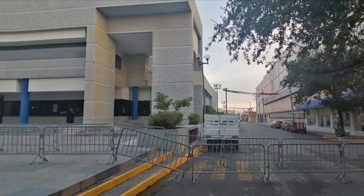 En Ciudad Victoria, cierran calles aledañas al Palacio de Gobierno