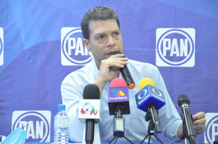 Denuncia PAN enriquecimiento de Rojas Díaz Durán
