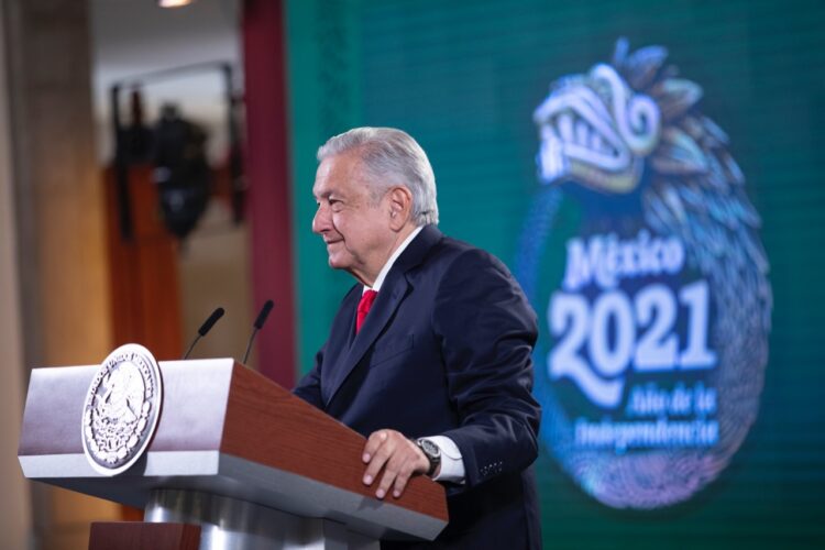 Anuncia AMLO nueva reforma enérgetica para México