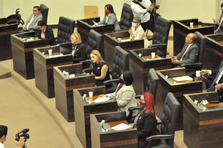 Van diputados por juicio político contra funcionario de Tamaulipas
