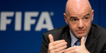 Presidente de la FIFA insiste en realizar un Mundial de Futbol cada dos años