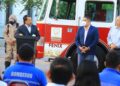 Entrega Lalo Gattás camión de bomberos para fortalecer PC de ciudad Victoria