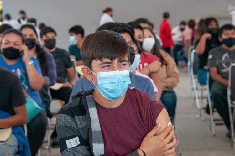 Aplican 12 mil dosis anti Covid en primer día de vacunación a adolescentes en Tamaulipas